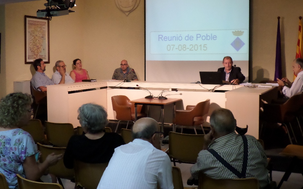 reunio de poble 07 08 2015